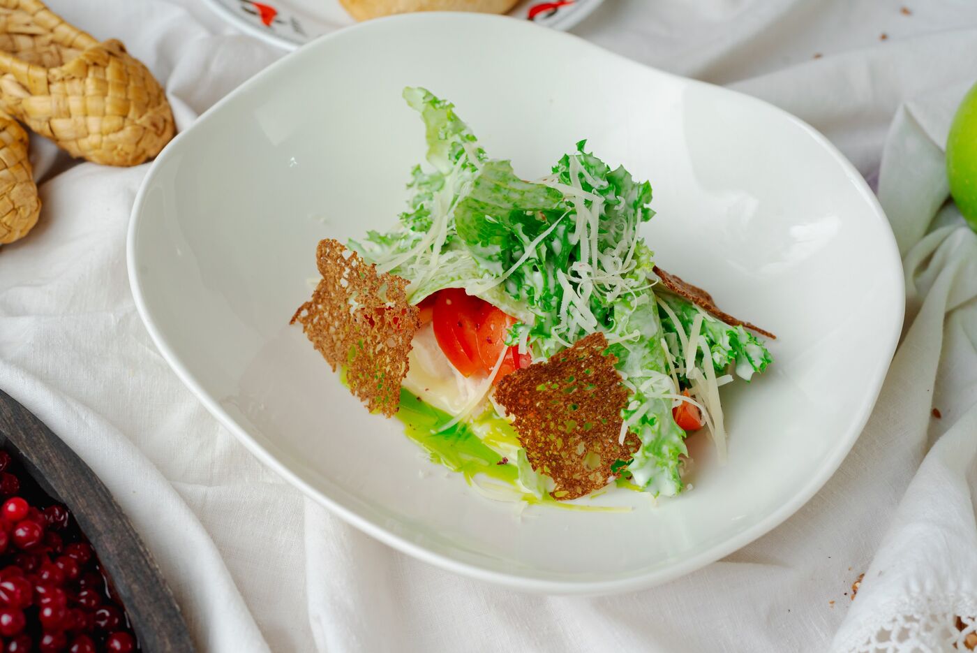 Салат с куриной грудкой и домашним майонезом